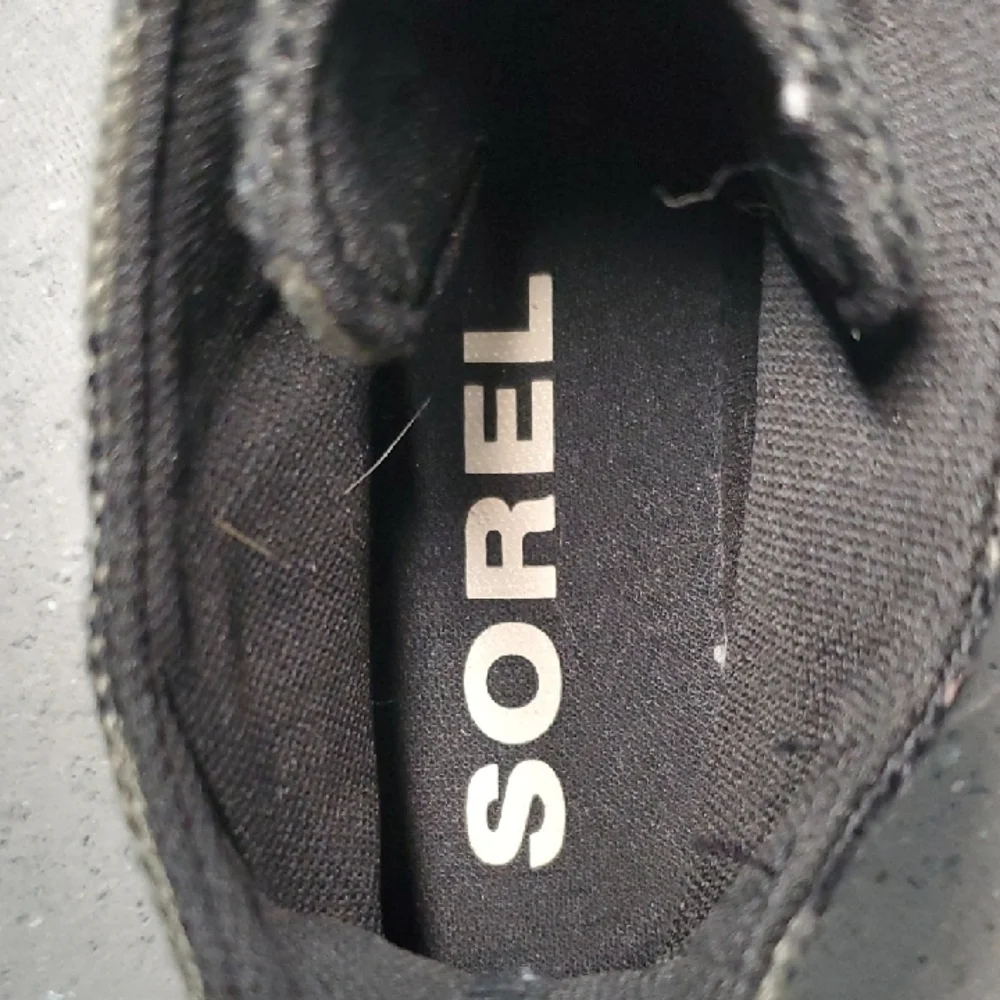 Sorel Womens Black and Tan Rain Boots